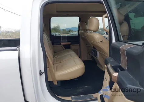 2017 Ford F-250 Lariat z USA, uszkodzony, nr VIN 1FT7W2BT5HEC77175